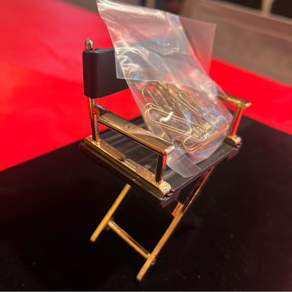 Ambassador Black Magnetic Paper Clip Chair. Brand new with gift box - Picture 4 of 11